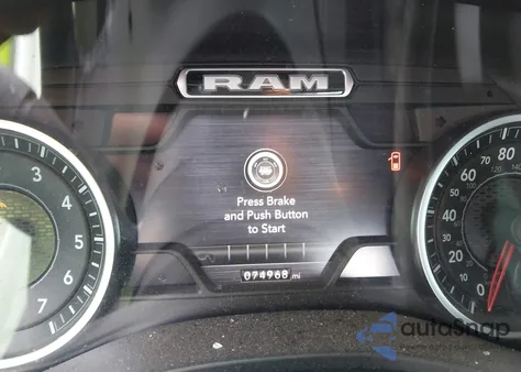 2020 Ram 1500 Big Horn 4X4 5'7 Box z USA, uszkodzony, nr VIN 1C6SRFFT8LN301178